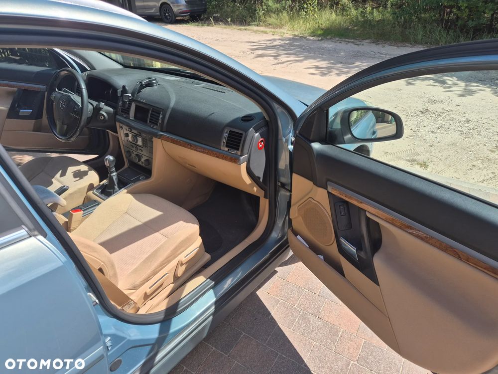 Opel Vectra 1.9 CDTI - 11