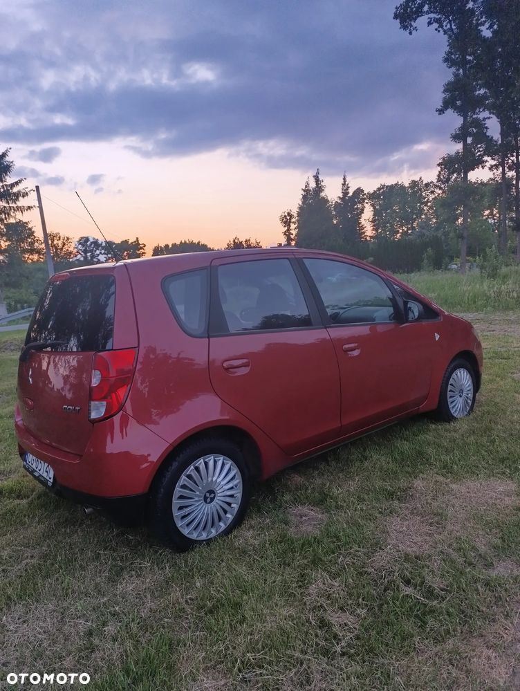 Mitsubishi Colt - 4