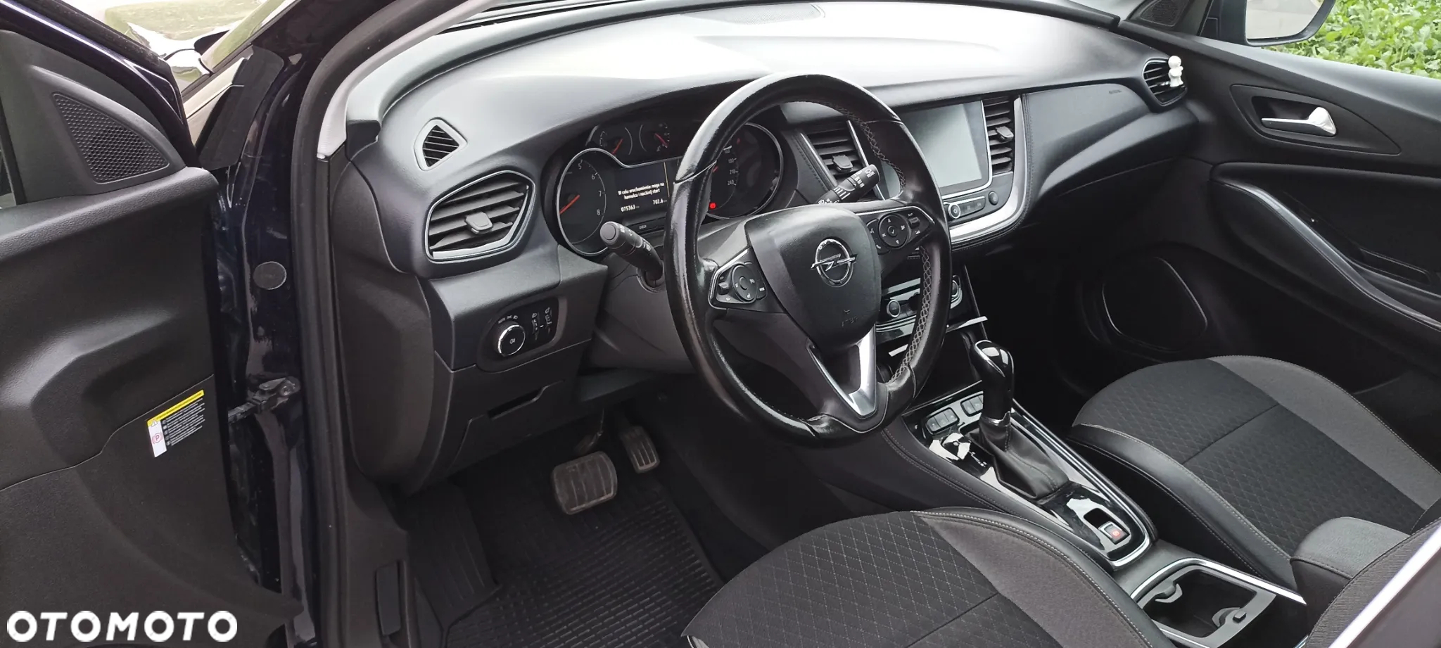 Opel Grandland X 1.2 T GPF Design Line S&S - 20