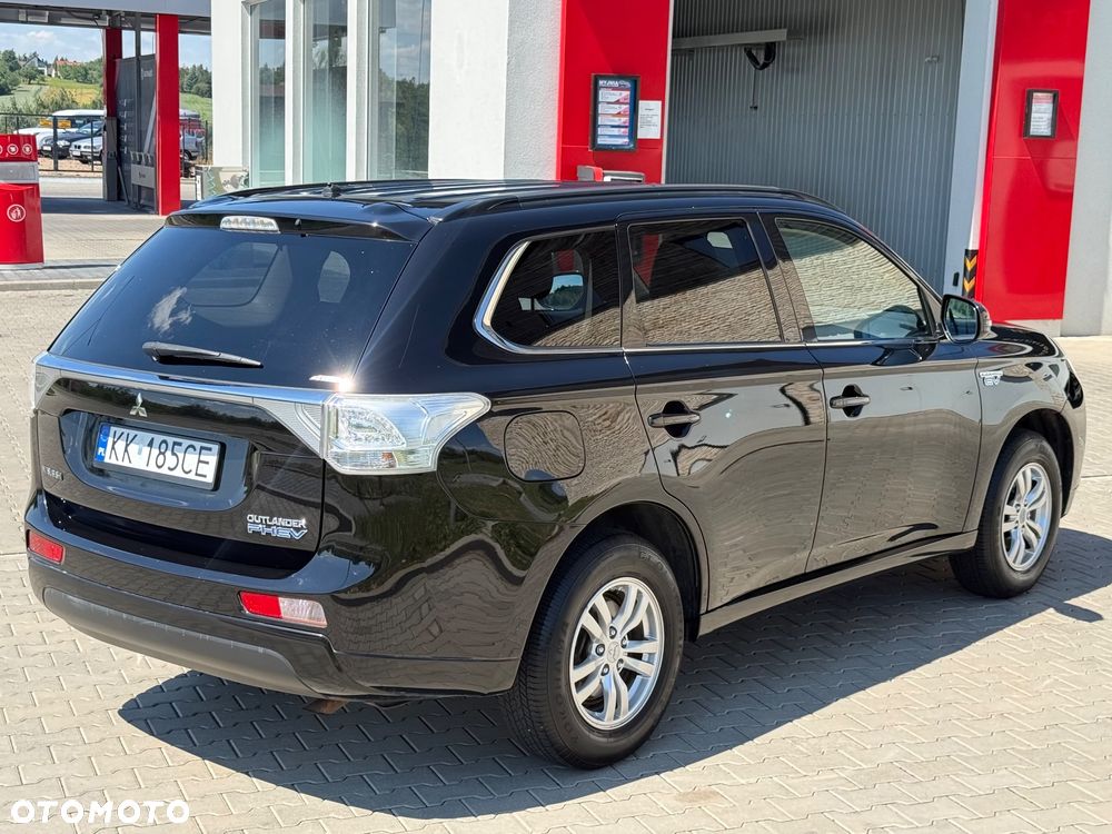 Mitsubishi Outlander 2.0 4WD Plus - 4