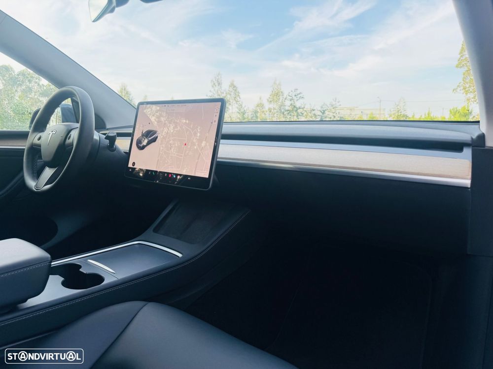 Tesla Model Y Long Range Tração Integral - 34