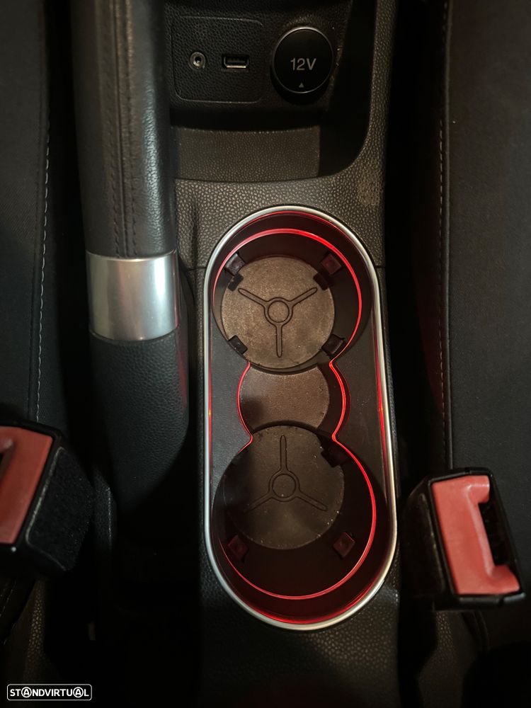 Ford Fiesta 1.0 T EcoBoost Titanium - 14