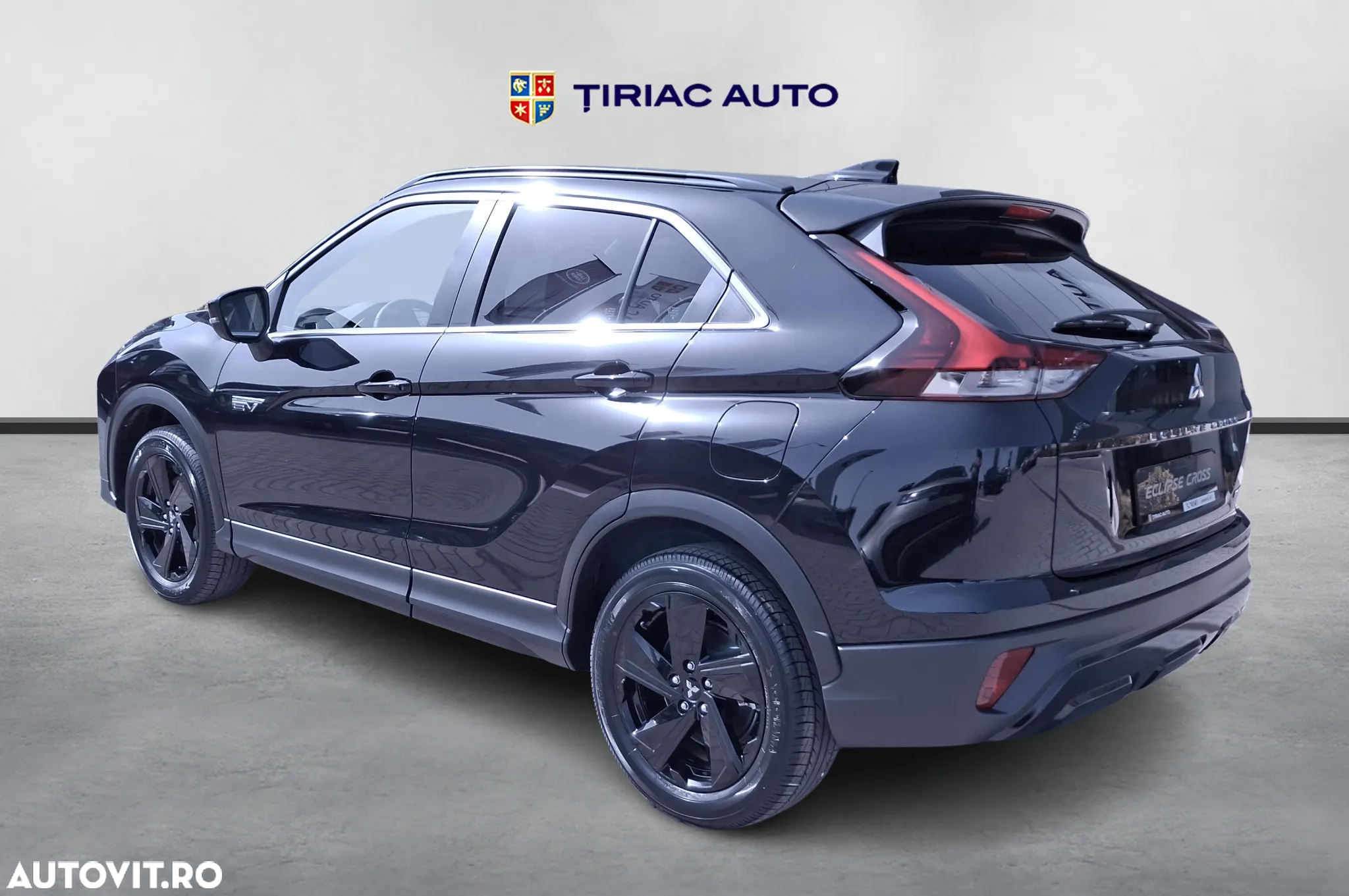 Mitsubishi Eclipse-Cross PHEV Intense+ Black - 3