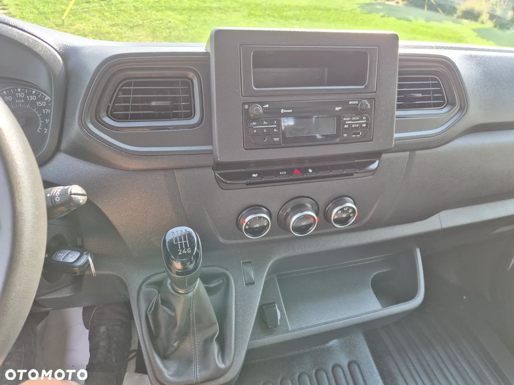 Renault Master - 10