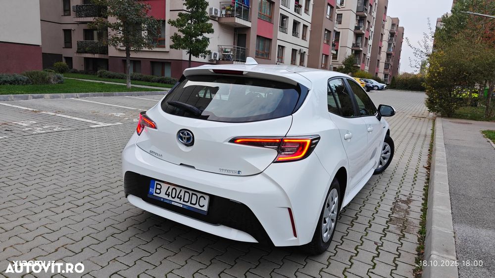 Toyota Corolla - 2