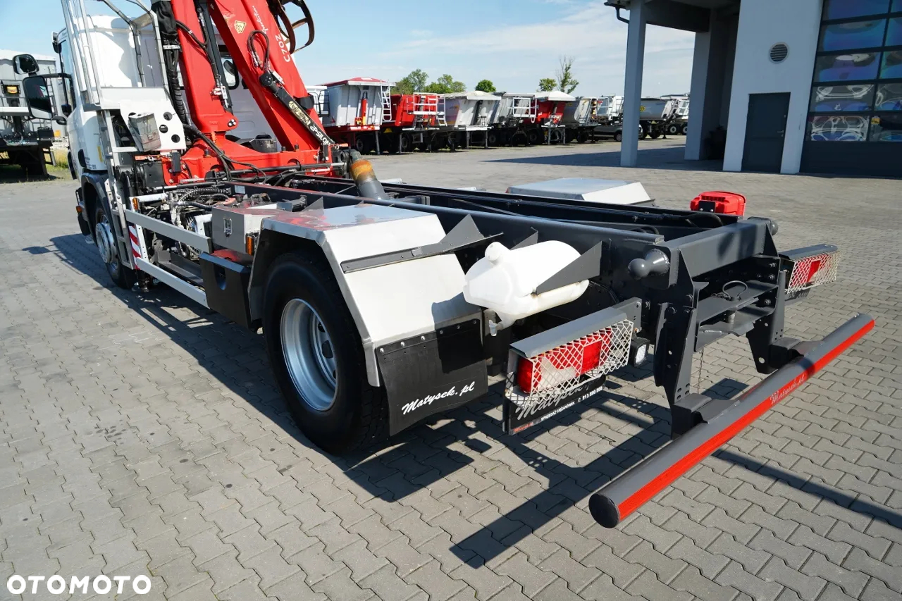 Scania P 280 / 4X2 / SIŁOWNIK DO WYWROTU /  + HDS PALFINGER C70Z73 / UDŹWIG 1 700 KG / MAX WYSÓW 7 M / STEROWANIE RADIOWE / EURO 6 - 13