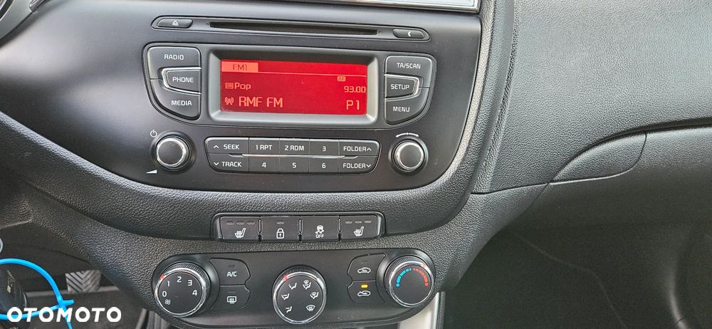 Kia Ceed 1.4 CVVT Dream Team Edition - 19