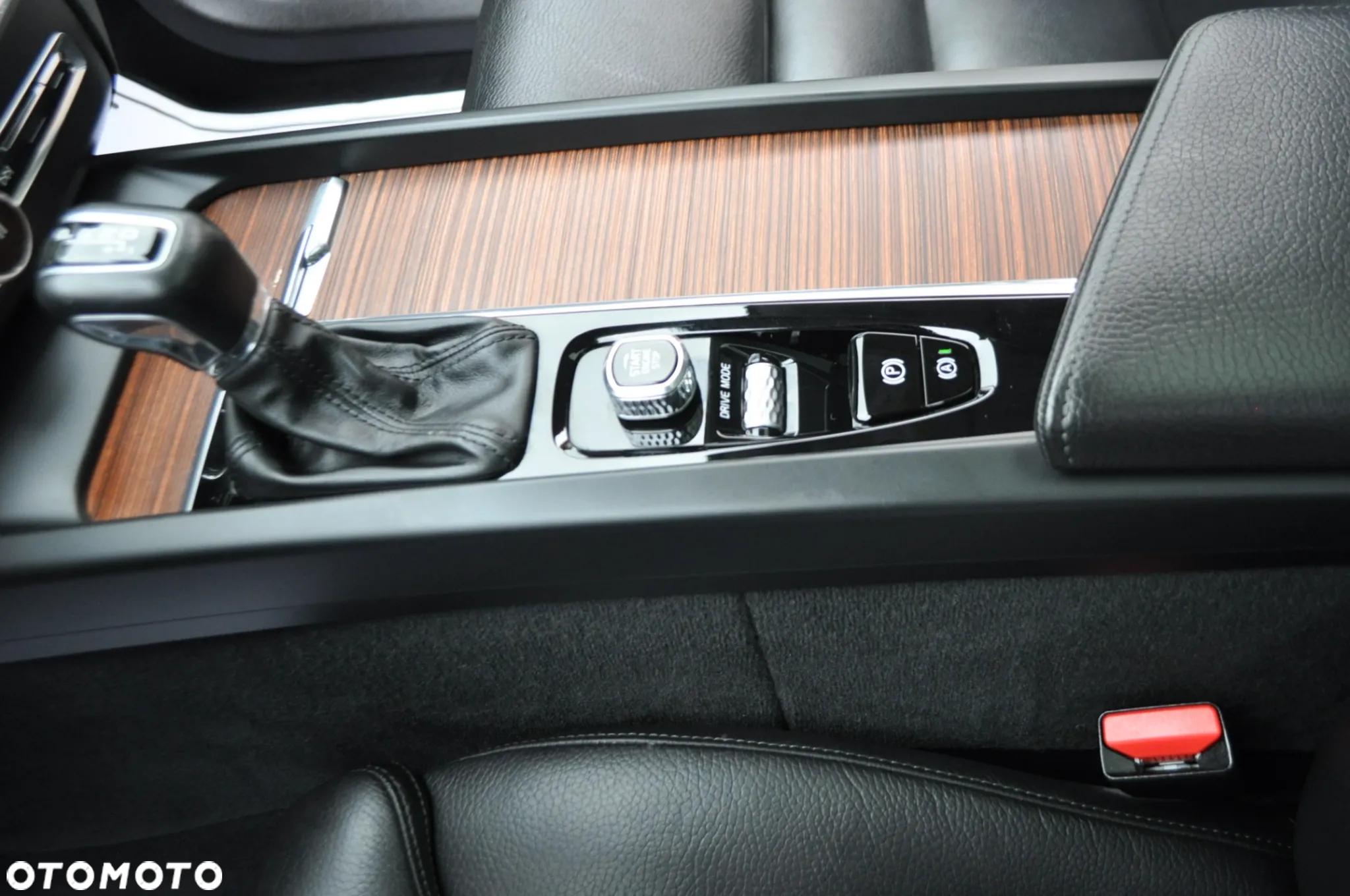 Volvo XC 60 D4 Geartronic Inscription - 38
