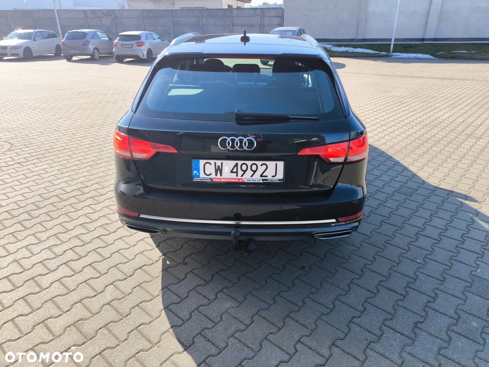 Audi A4 Avant 2.0 TDI S tronic - 11