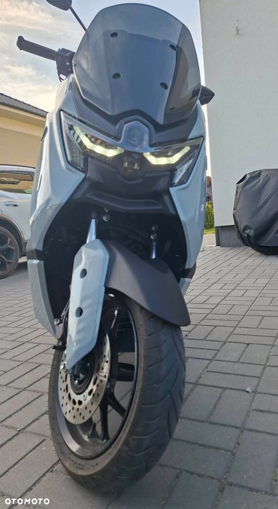 Yamaha NMAX - 7
