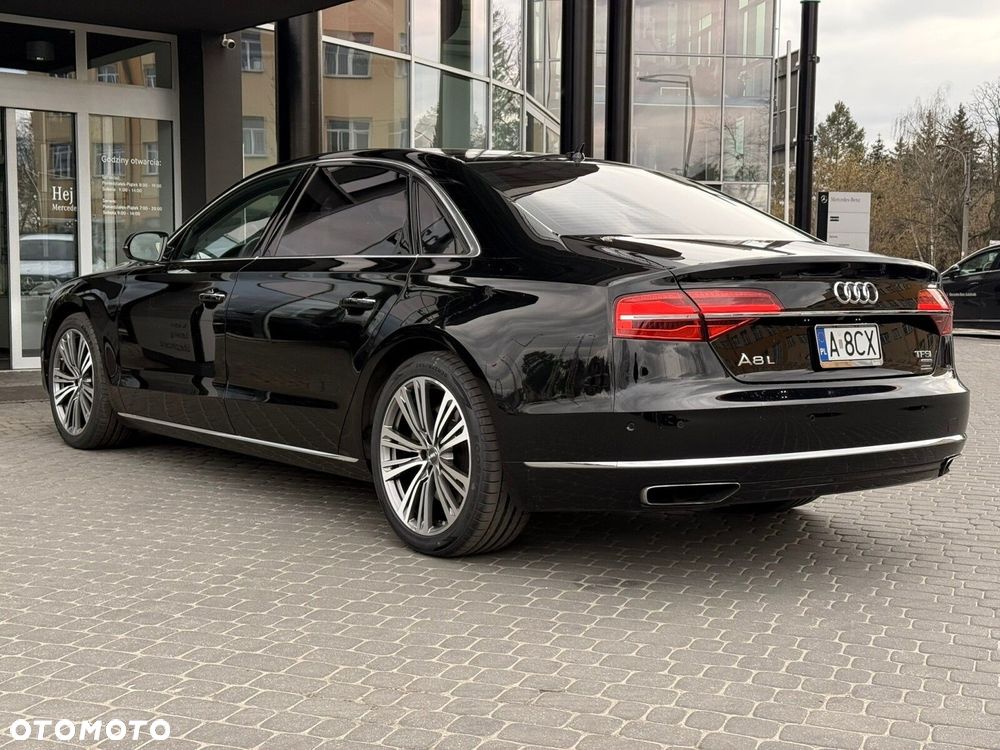 Audi A8 - 10