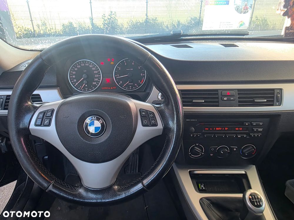 BMW Seria 3 - 16