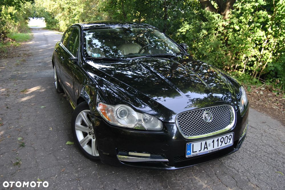 Jaguar XF 3.0 V6 Diesel Edition - 3