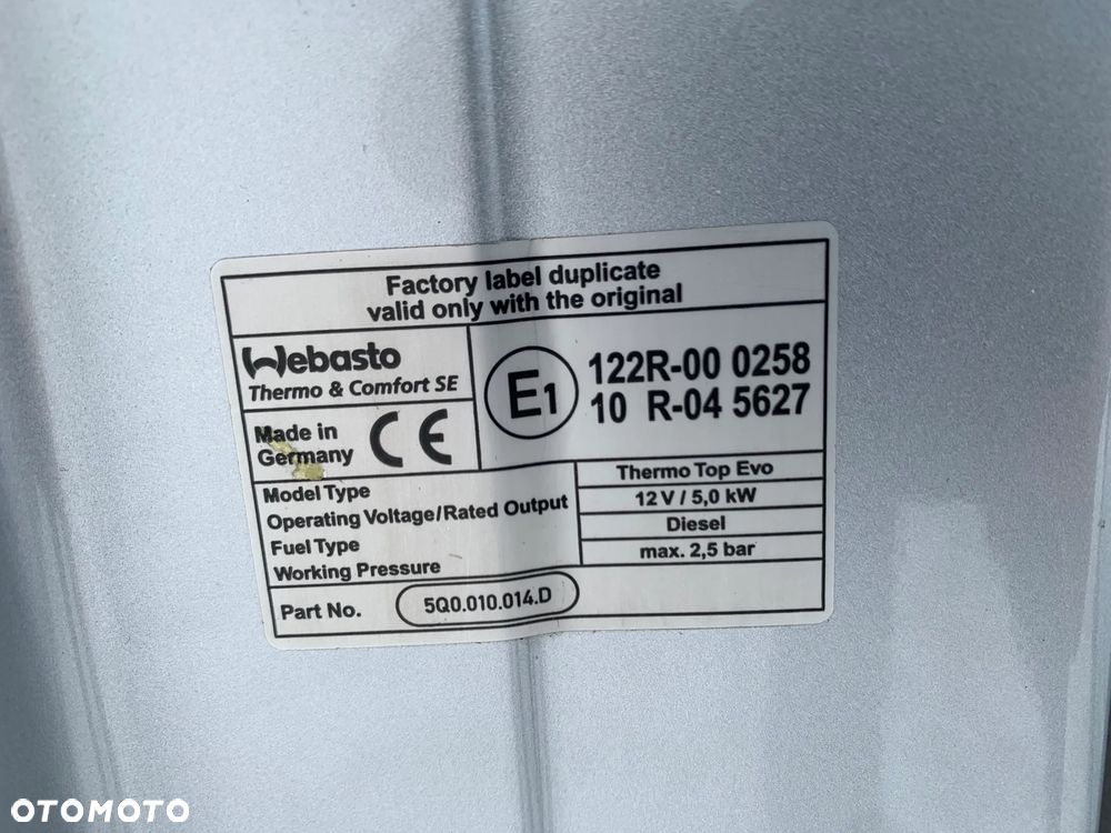 Volkswagen TRANSPORTER T6 VAN 3os. L2H1 Long MAXI WZMOCNIONY DMC3.2t. Ładowność 1242kg, Paka 3m, Homologacja VAT-1, Reflektory LED DIODOWE, Lampy tył LED, Kamera, Czujniki, Dogrzewanie Webasto 5kW, Automatyczne światła, Mocny silnik 2.0TDI DNA 150KM 6cio biegowa skrzynia biegów! Kolor srebrny Reflex Metalik, ZABUDOWA ładowni wraz z podsufitką i oś. LED! Fabryczny alarm, Przebieg tylko 53tys.km! - 32