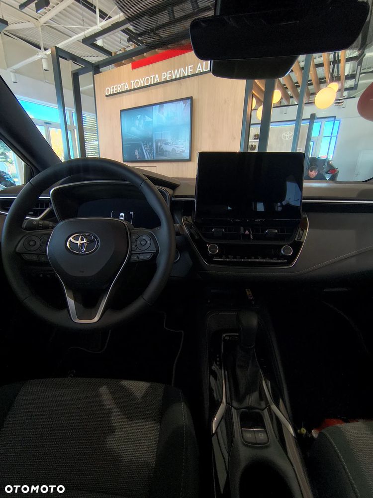 Toyota Corolla 2.0 Hybrid Style - 11