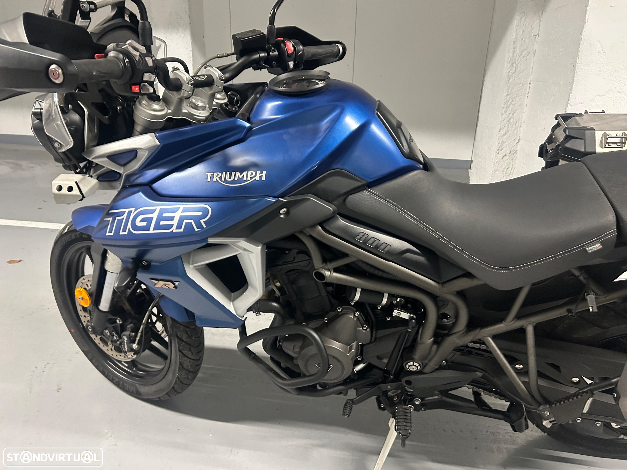 Triumph Tiger 800 Xrt - 9