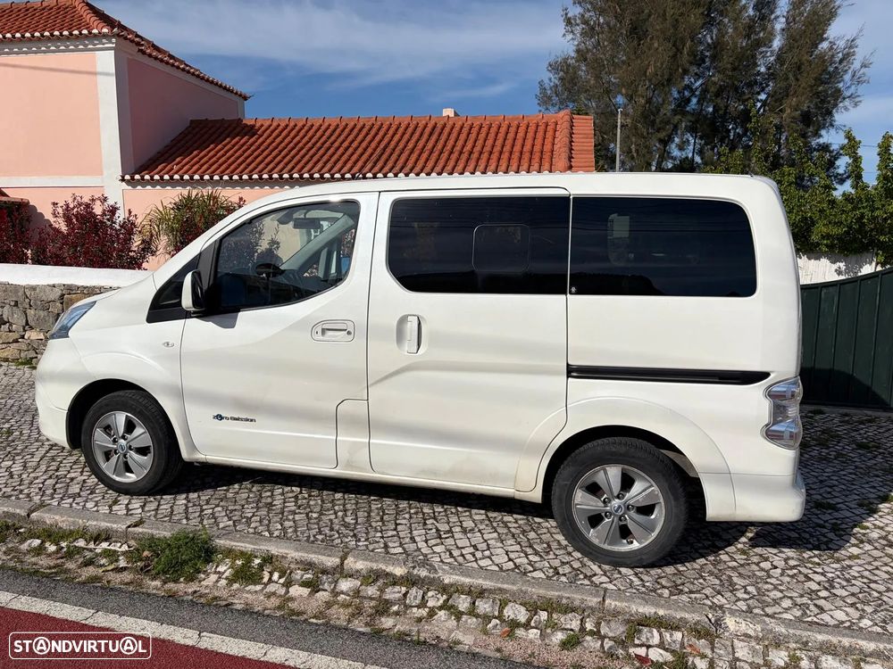 Nissan NV200 Combi - 1