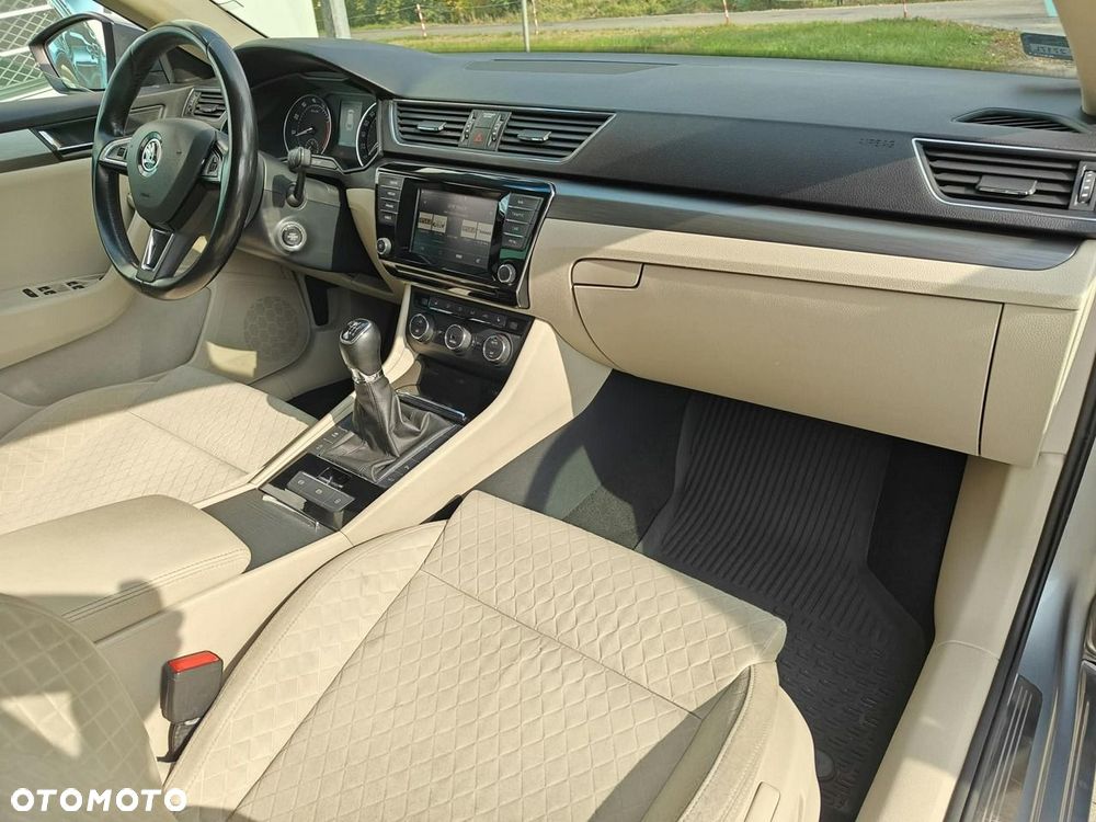 Skoda Superb - 21