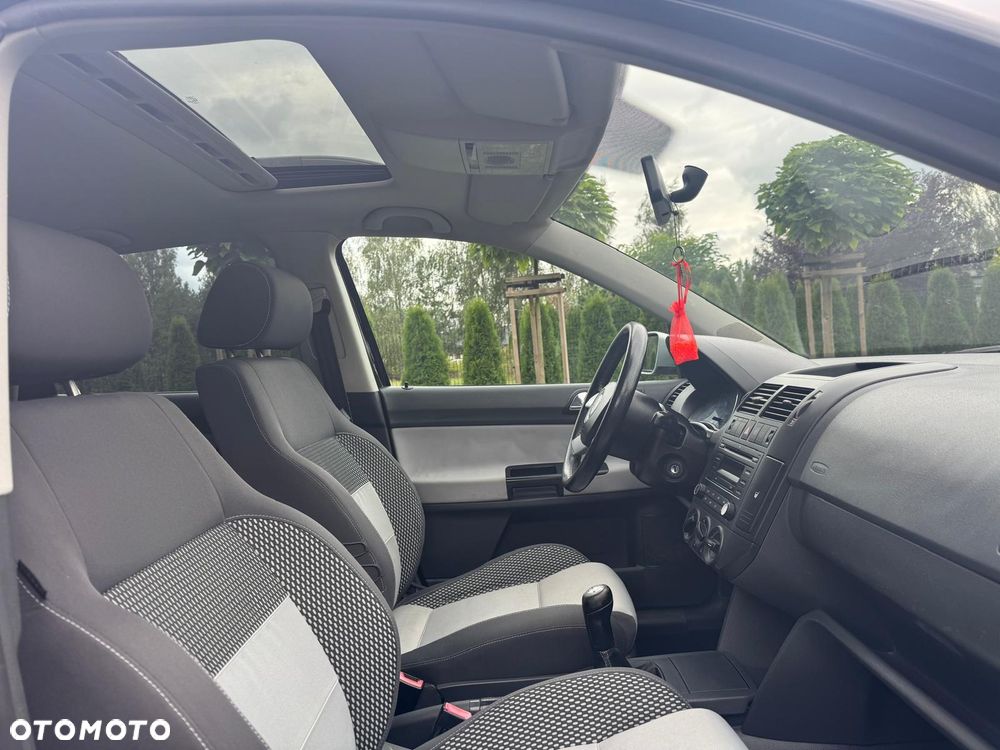 Volkswagen Polo Cross - 14
