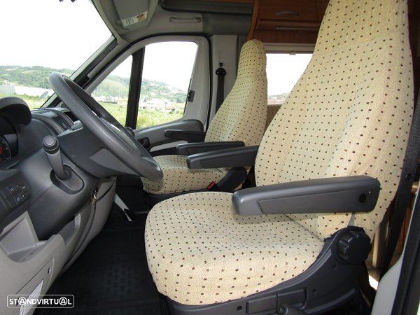 Challenger Genesis 36 Cama Francesa e Cama Basculante - 19