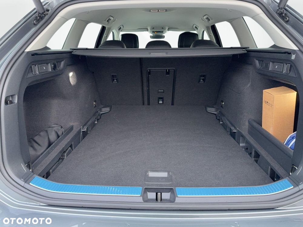 Volkswagen Passat - 15