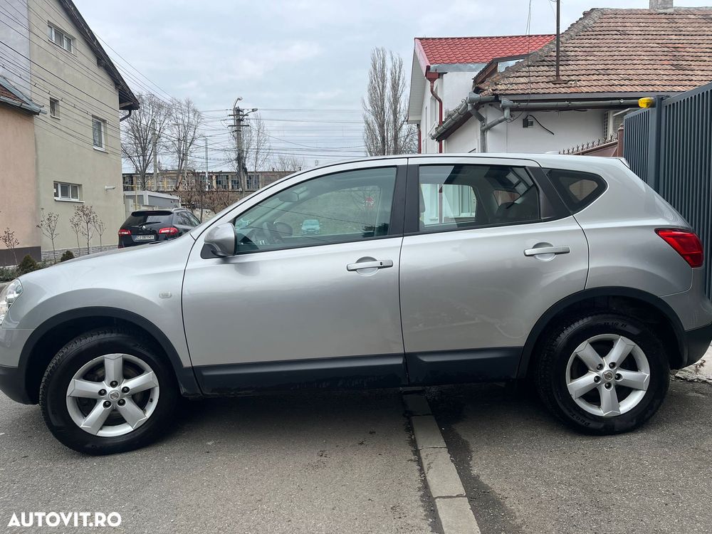 Nissan Qashqai 2.0 DCI 4 x 4 DPF Aut tekna - 4