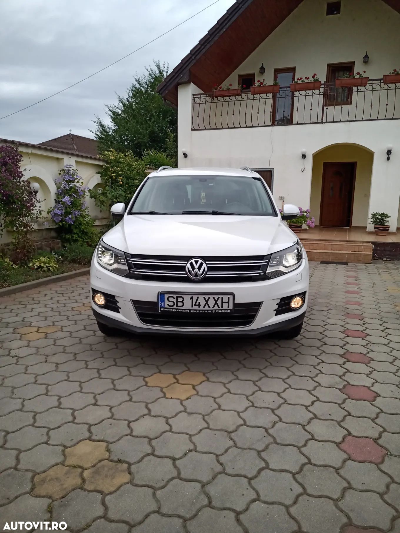 Volkswagen Tiguan 2.0 TDI 4Mot DSG Trendline - 1