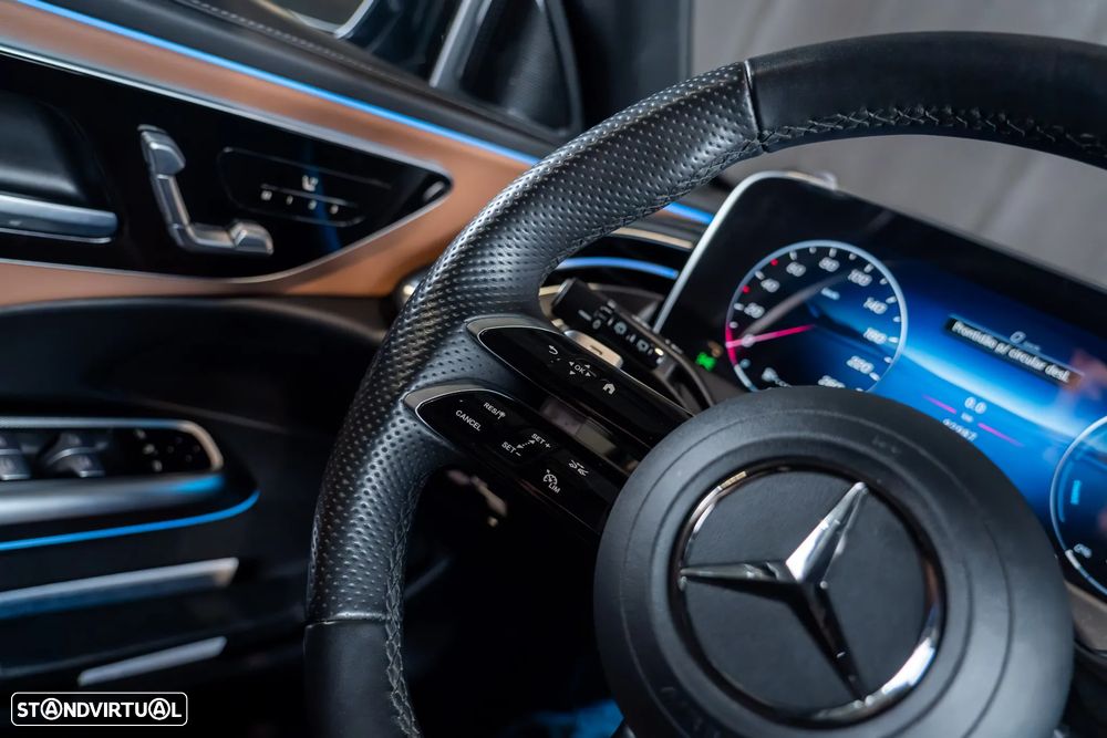 Mercedes-Benz E 300 de AMG Line - 11