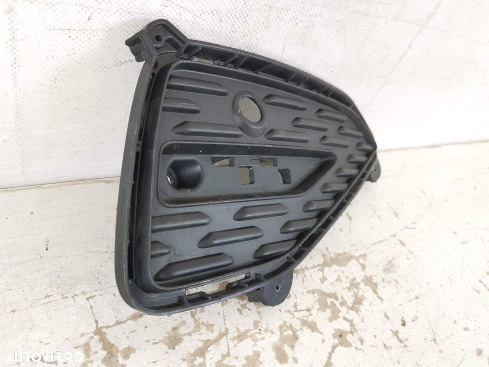 Grila Proiector Bara Spate Stanga Audi Q2 1 2016 2017 2018 2019 2020 2 - 3