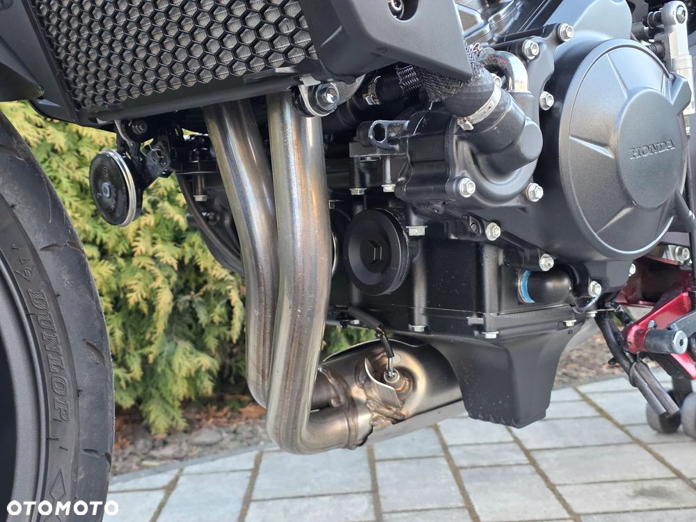 Honda Hornet - 35