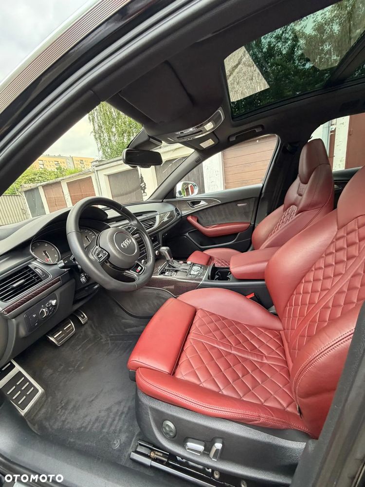 Audi S6 Avant - 24