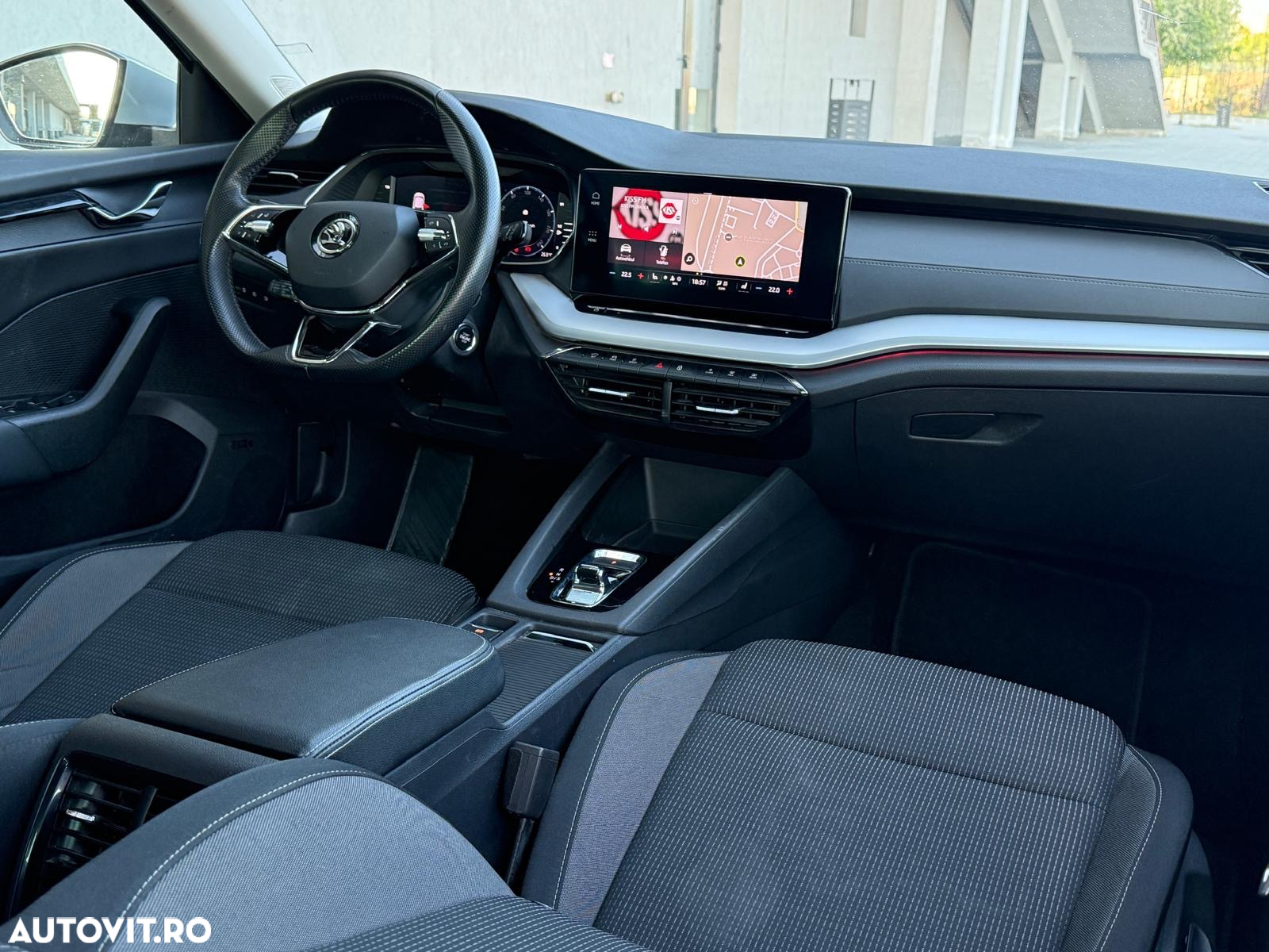 Skoda Octavia 2.0 TDI DSG Style - 10