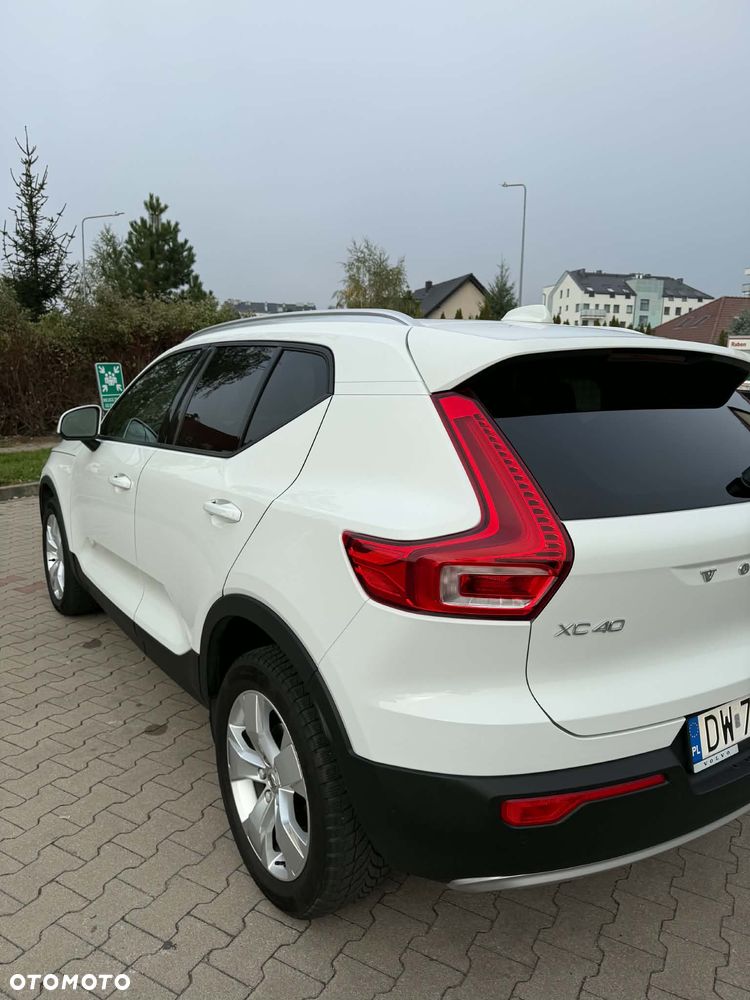 Volvo XC 40 - 3