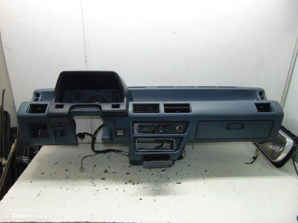 Nissan Micra K10 tablier - 1