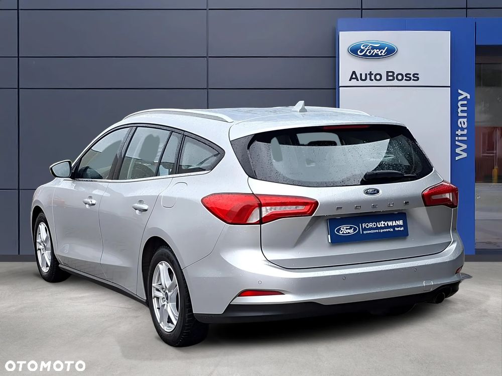 Ford Focus 1.0 EcoBoost Trend Edition - 3