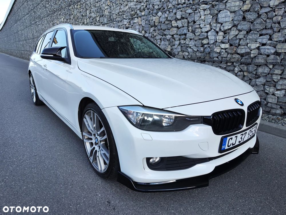 BMW Seria 3 318d Blue Performance Sport Line - 11