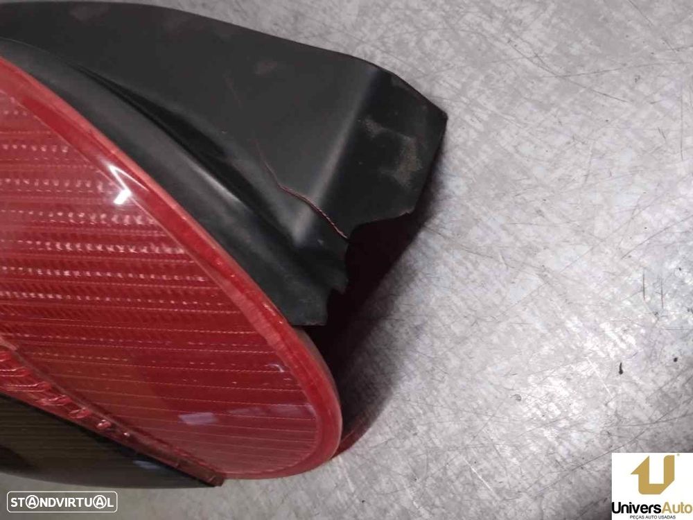 FAROLIM TRASEIRO DIREITO PEUGEOT 306 BREAK 2001 -6351J3 - 3