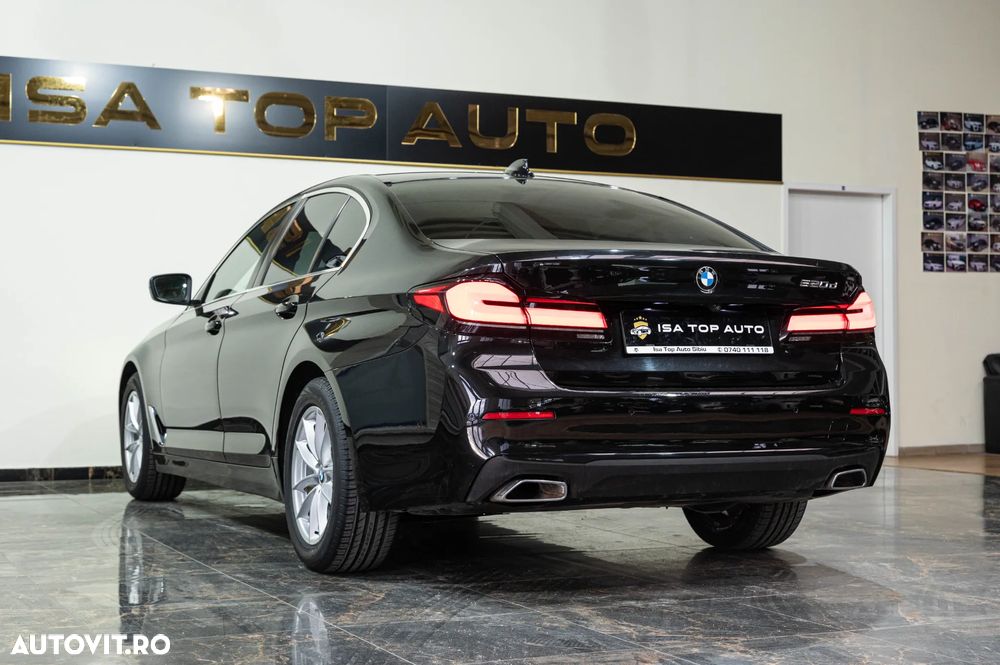 BMW Seria 5 520d Aut. Luxury Line - 35