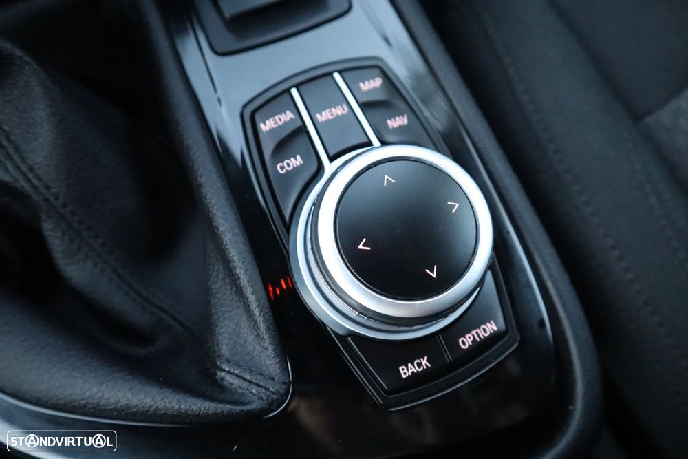 BMW 216 Gran Tourer i 7L Advantage - 30