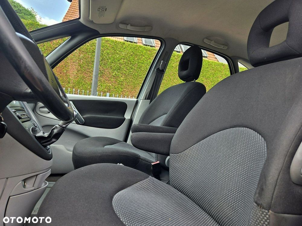 Citroën Xsara Picasso 1.6 Confort - 10