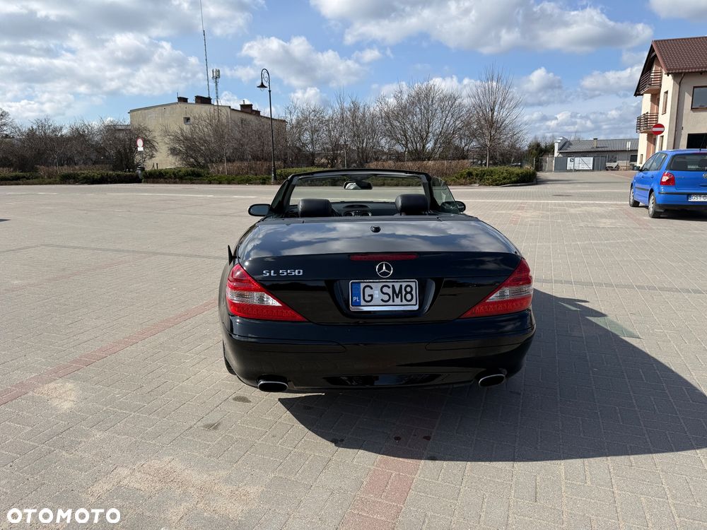 Mercedes-Benz SL - 22