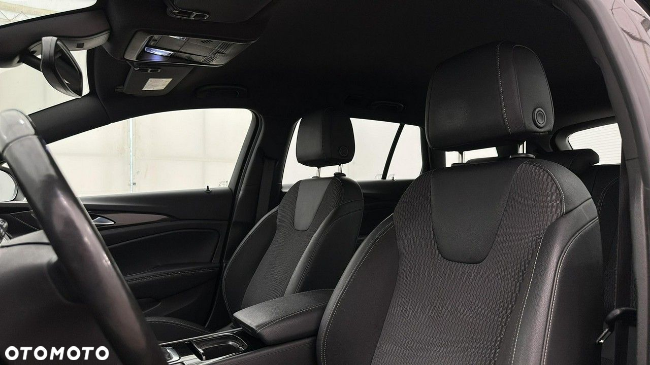 Opel Insignia 2.0 CDTI Elegance S&S - 10