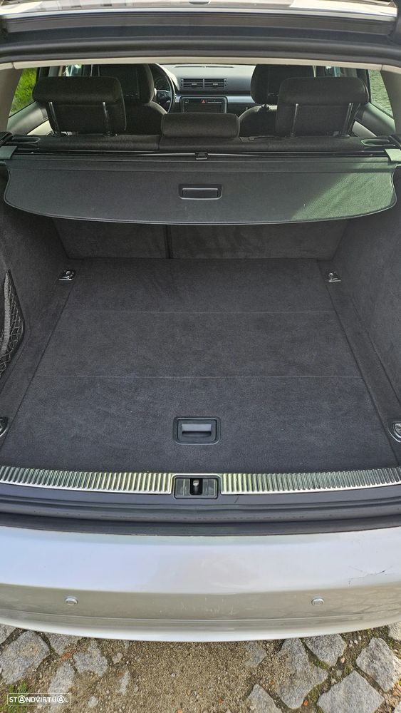 Audi A4 Avant 2.0 TDi S-line - 12