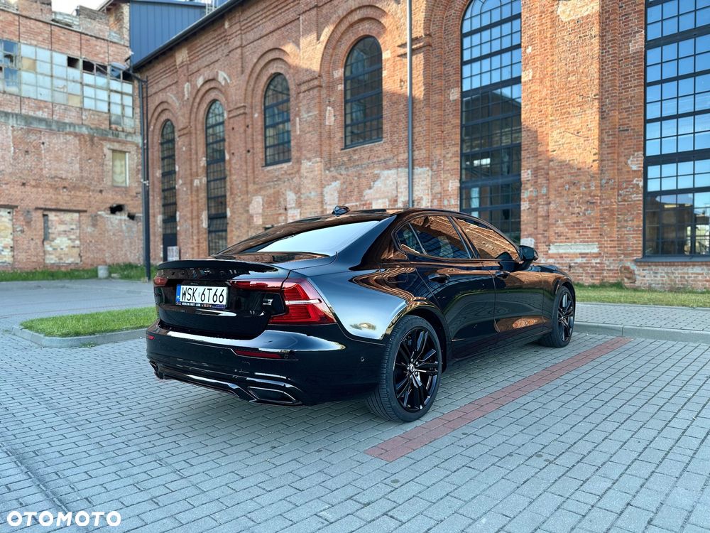 Volvo S60 T8 Recharge AWD Geartronic RDesign - 10
