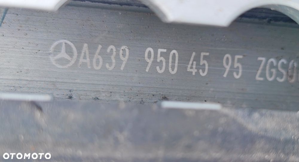 Szyny Prowadnice Do Foteli Wypinanych Tył Mercedes Vito Viano A639 / W447 - 18