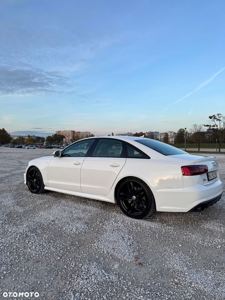 Audi S6 Limousine - 6