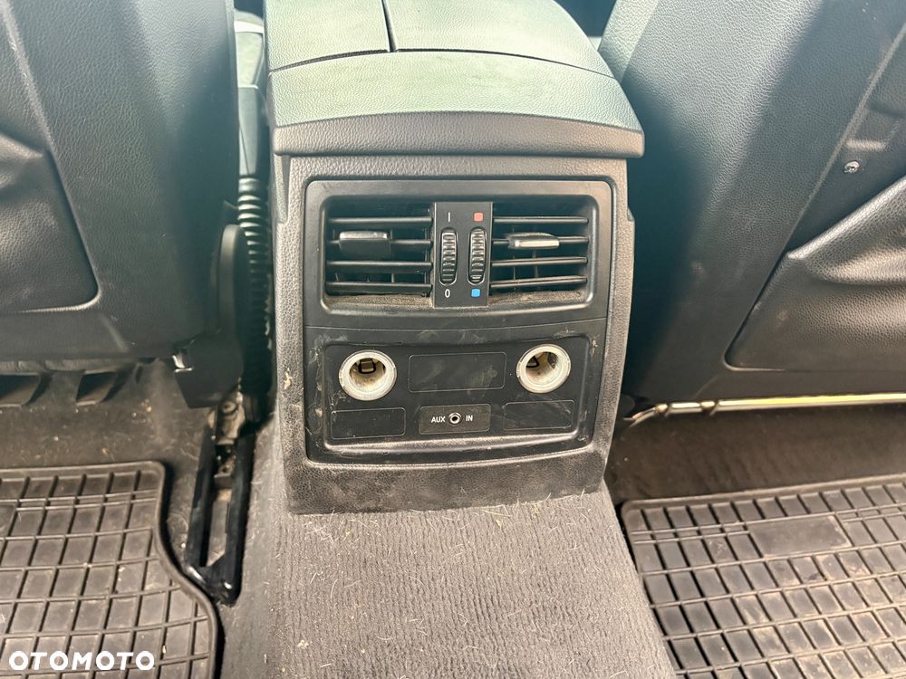 BMW Seria 5 525d - 17