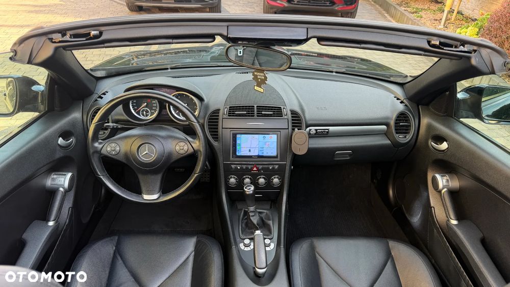 Mercedes-Benz SLK - 21