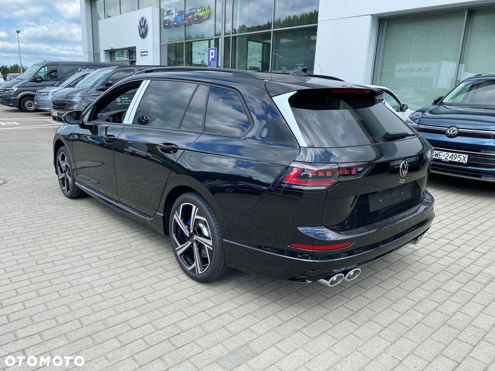 Volkswagen Golf - 6