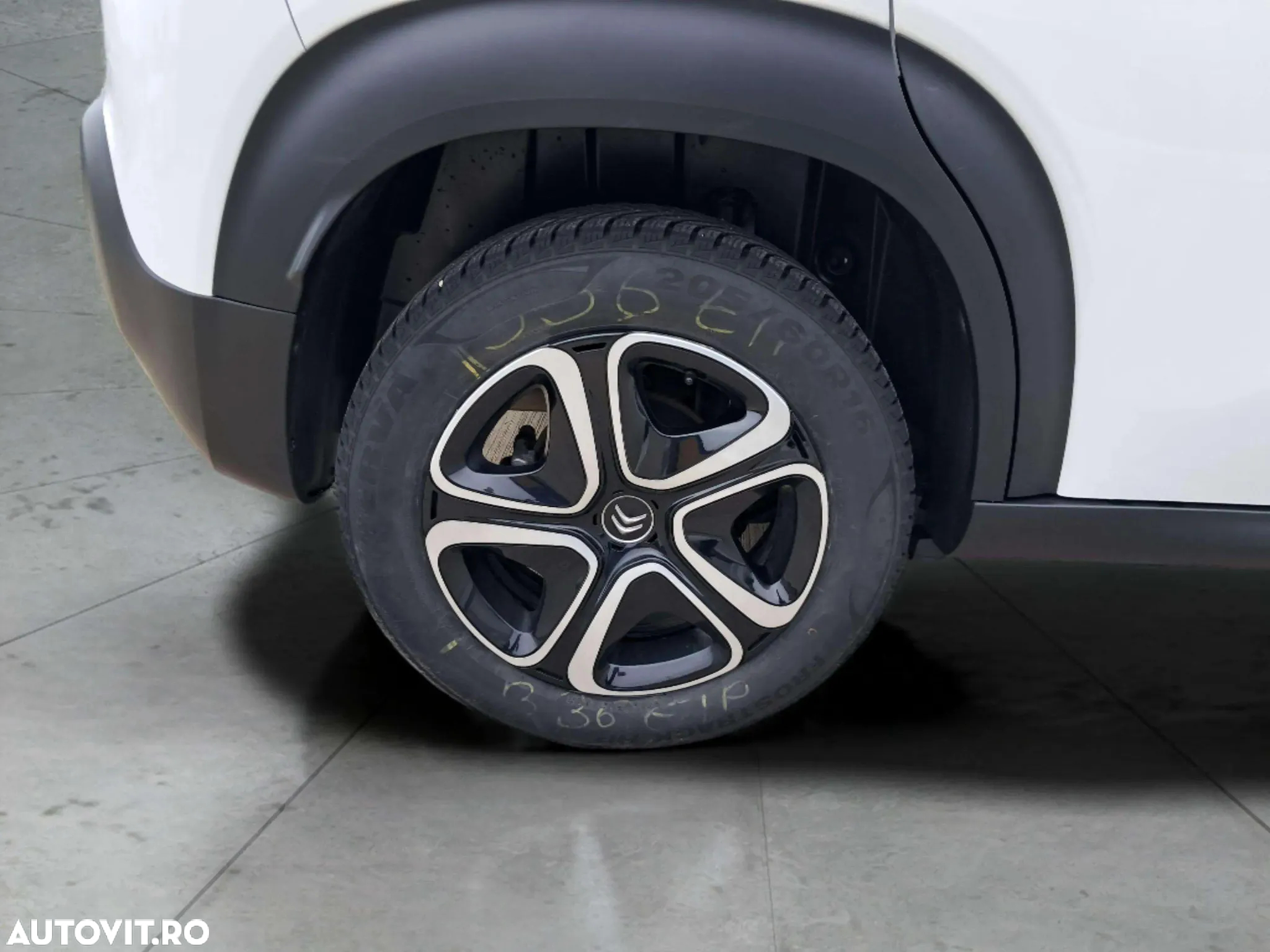 Citroën C3 AIRCROSS 1.2 PureTech S&S BVM6 Feel - 24